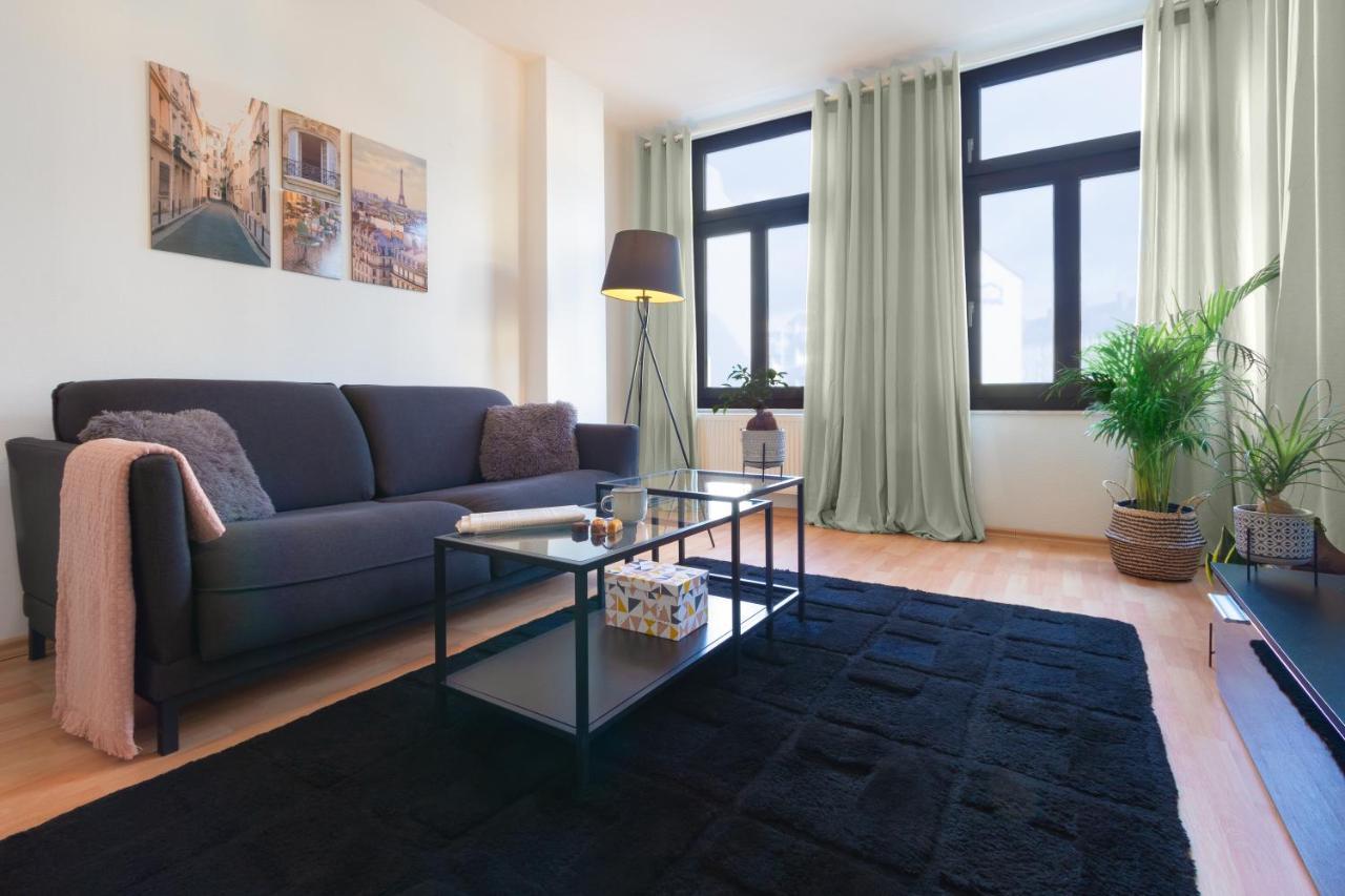 Ruhige Wohnung In Zentraler Lage - Quiet Flat In A Central Location Magdeburg Exterior foto